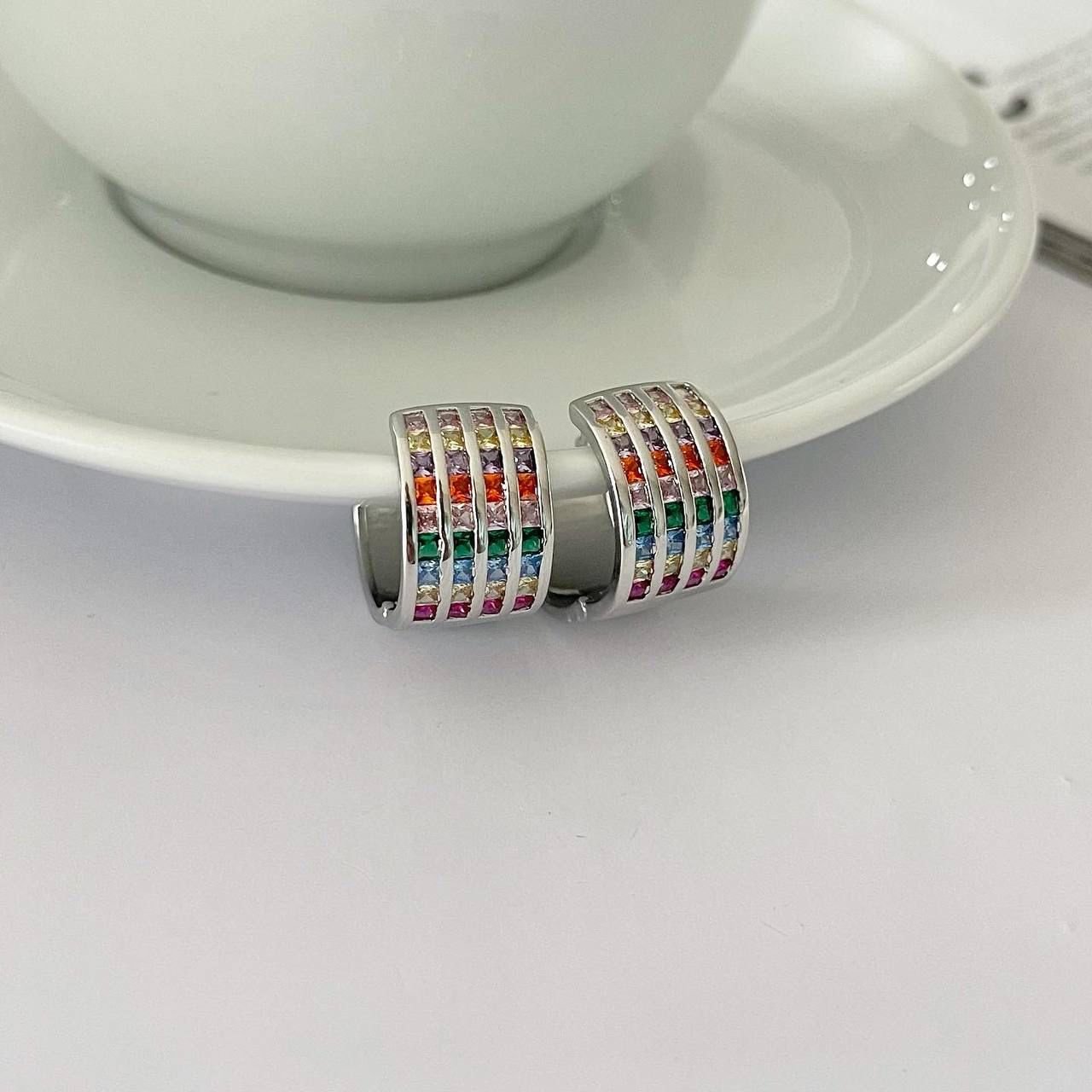 Argola Folheada a Prata Cravejada com Zircônia
