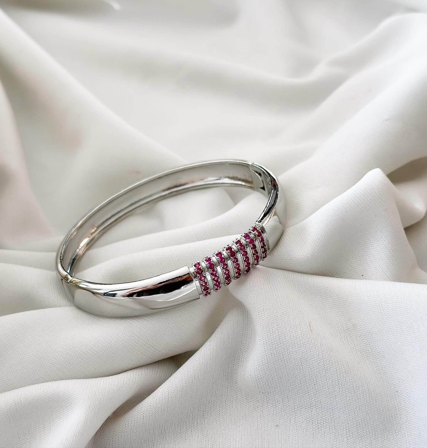 Bracelete Folheado a Prata Cravejado