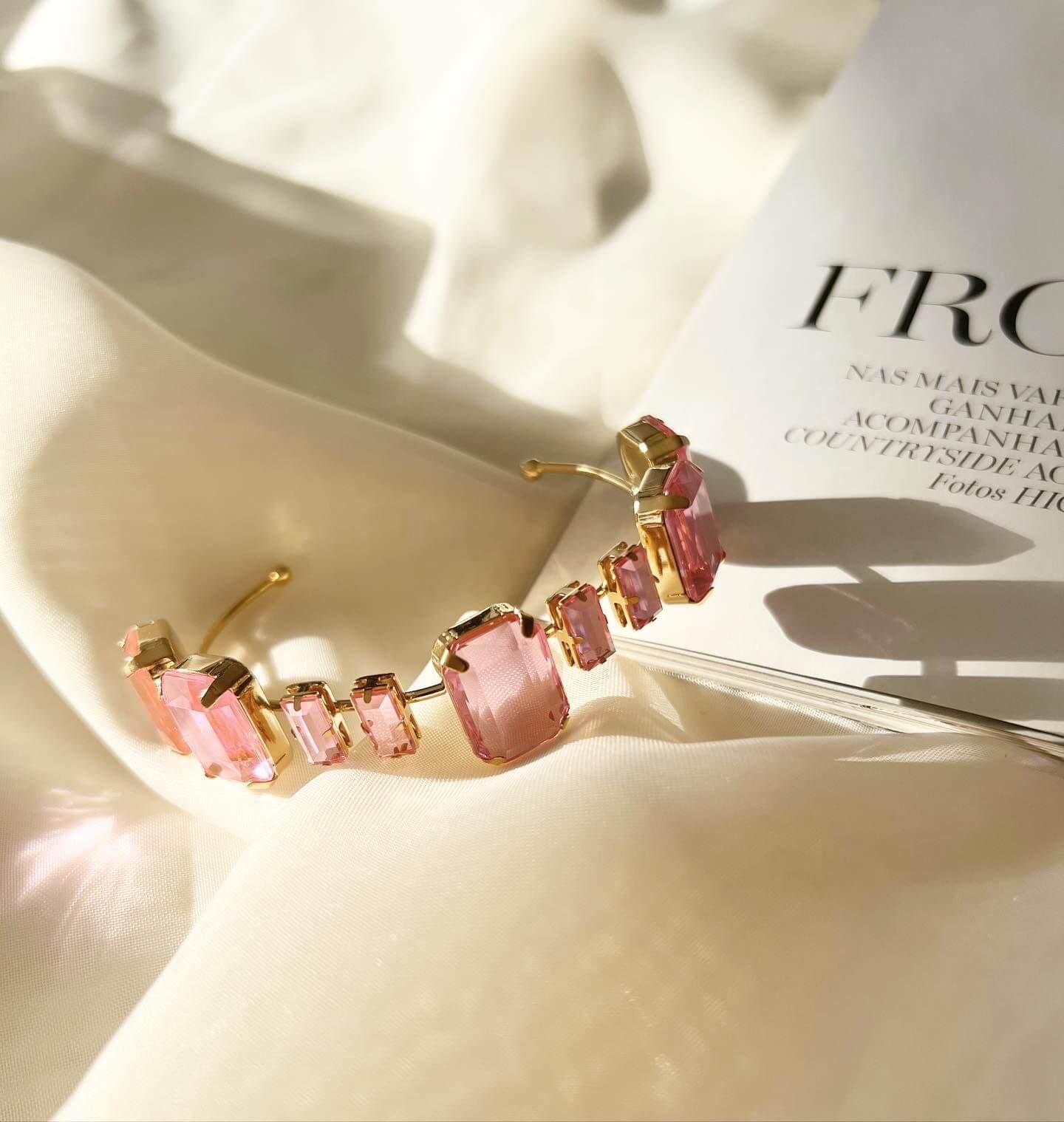 Bracelete Folheado Dourado Pedras de Chaton Retangulares