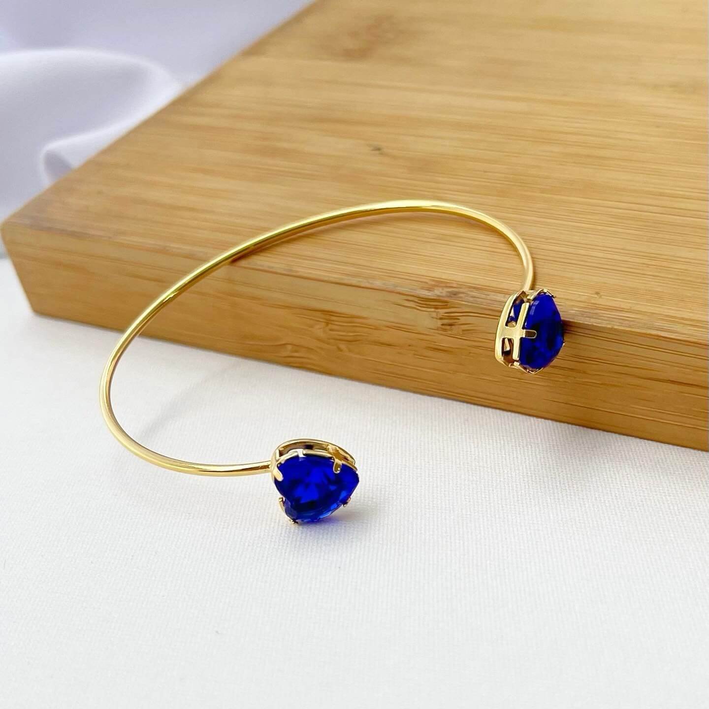 Bracelete Folheado Dourado Ponteiras Corações