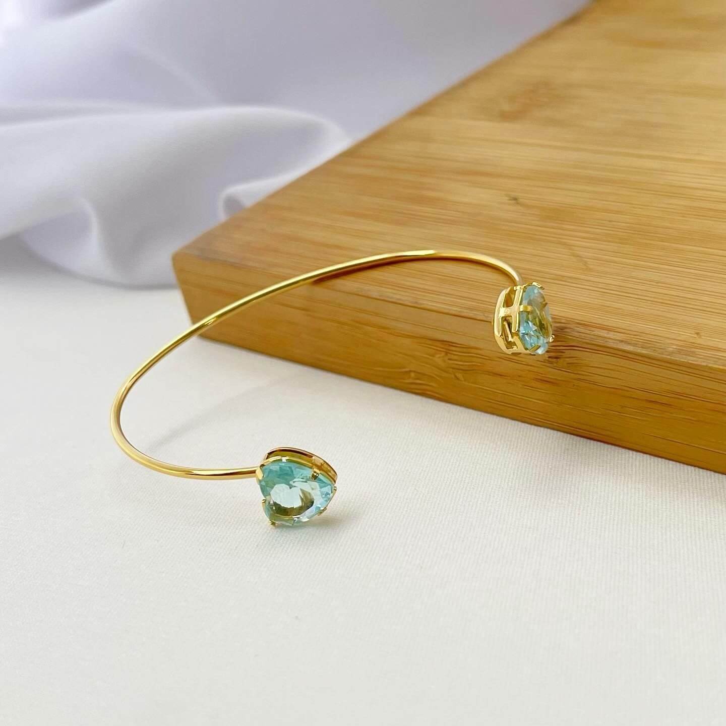 Bracelete Folheado Dourado Ponteiras Corações