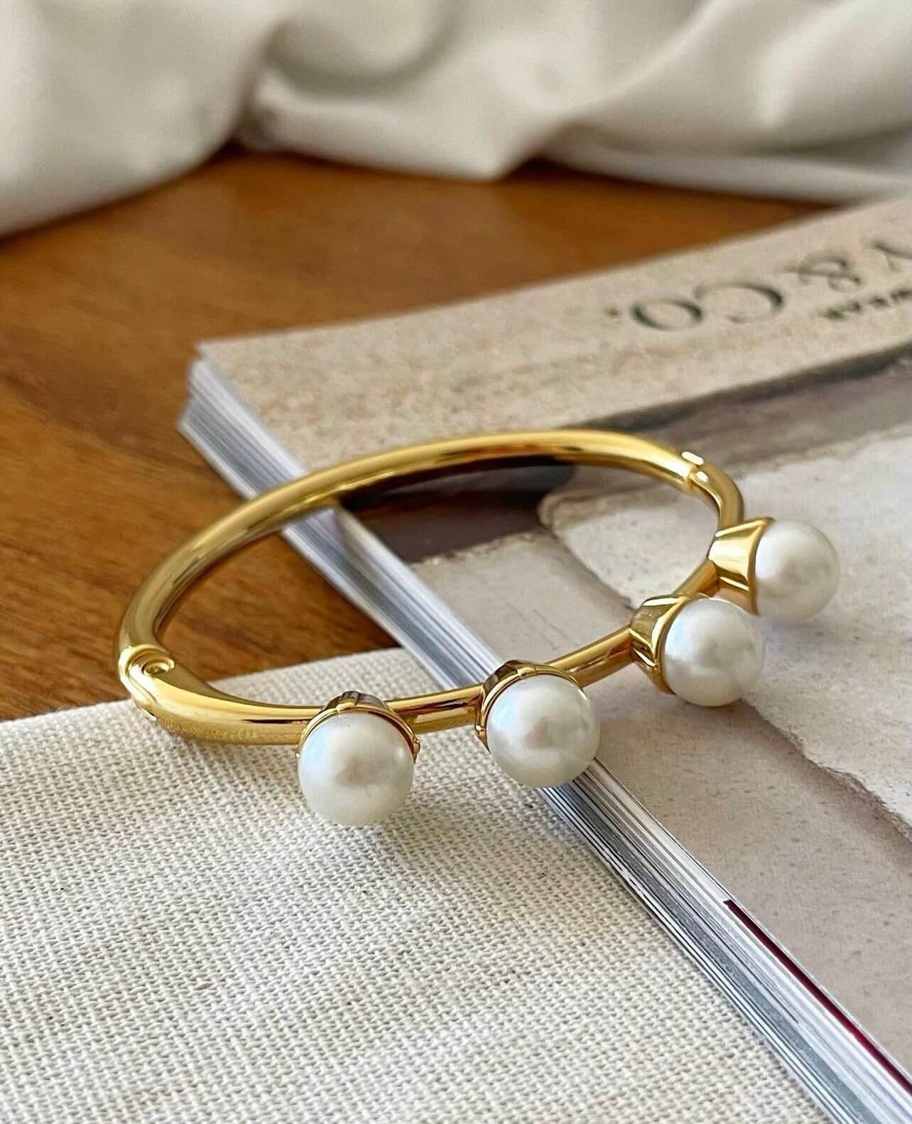 Bracelete Semijoia Dourado Esfera Perola
