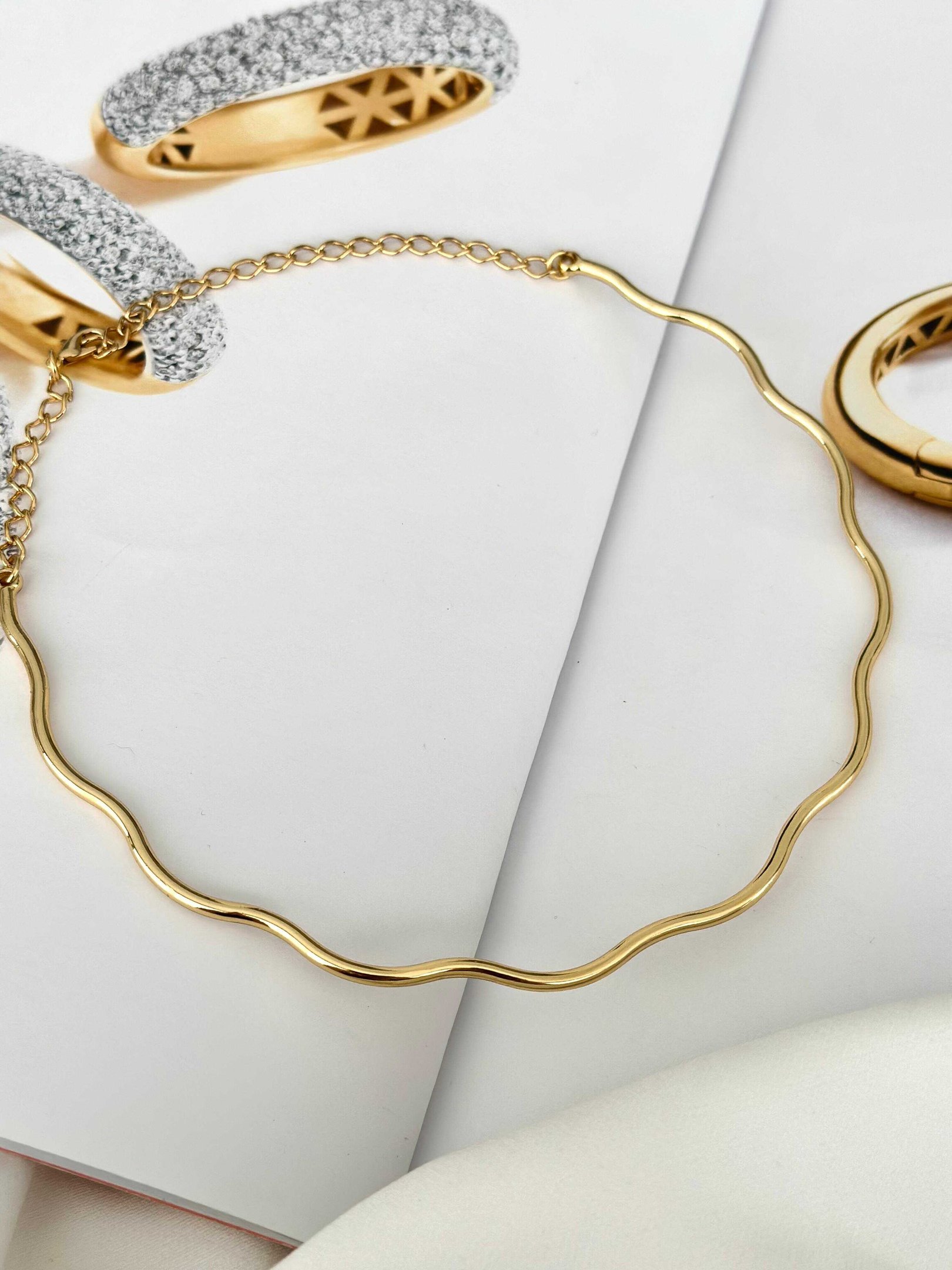 Choker Aro Semijoia Ondulado