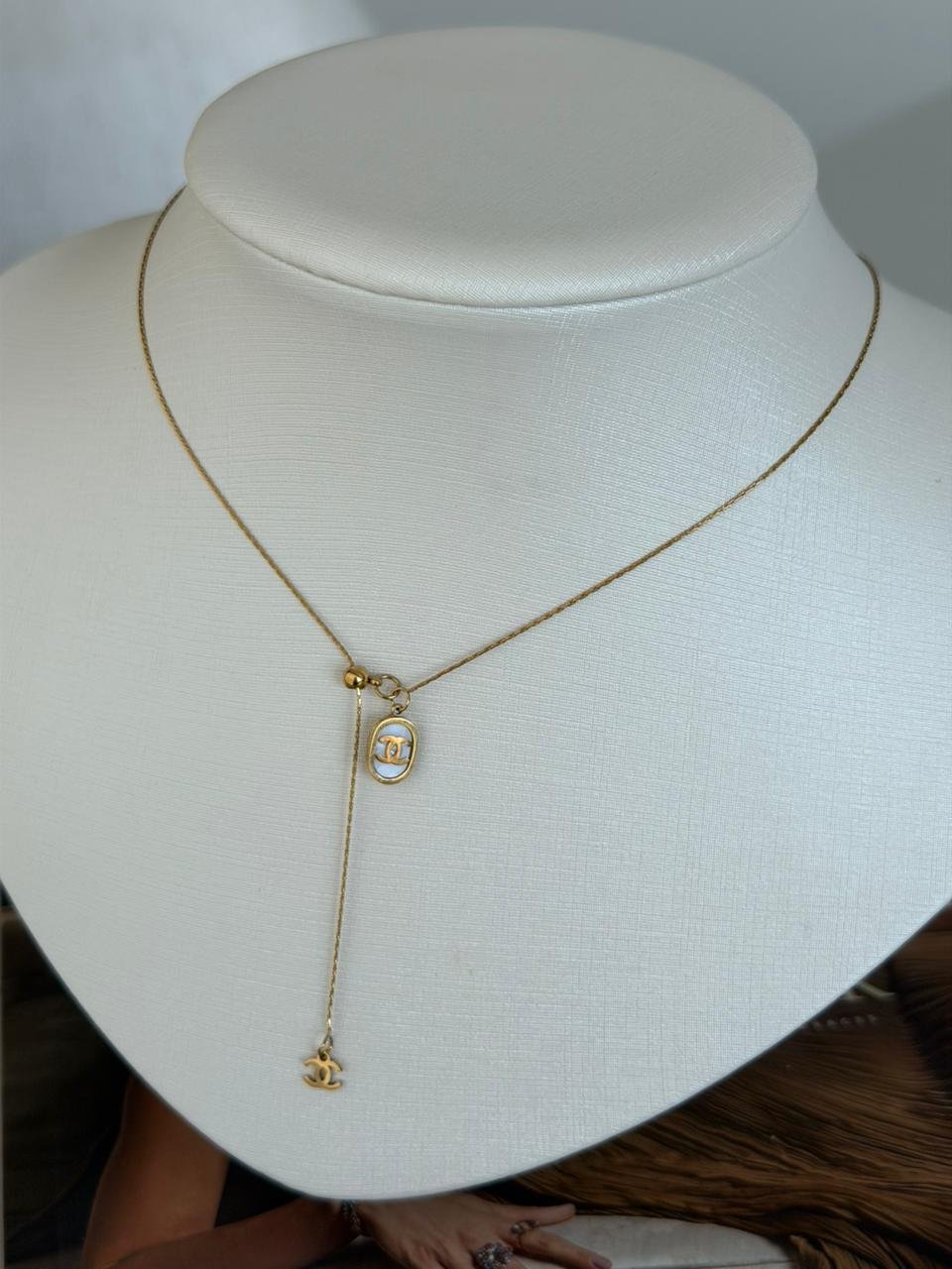 Gravatinha Aço Inoxidável Inspiração Dourado Branco